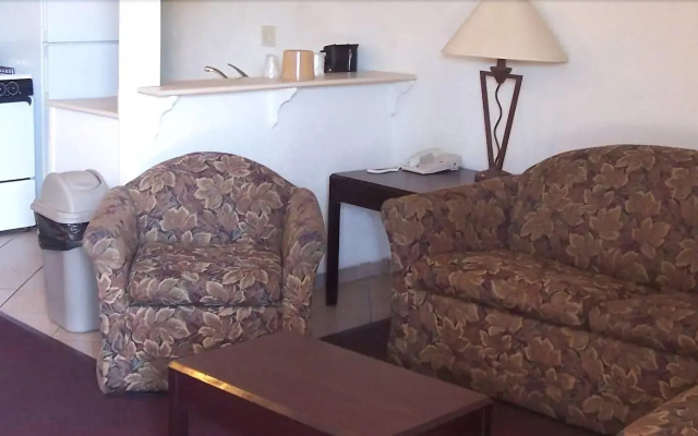 American Inn & Suites