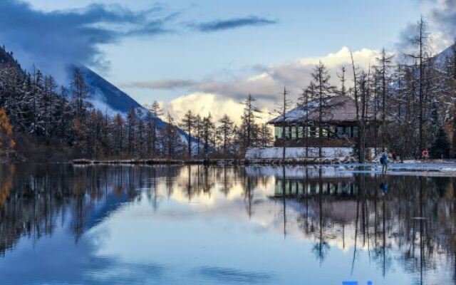 VALATOMS·Fanlatu Hotel (Bipenggou Scenic Area)