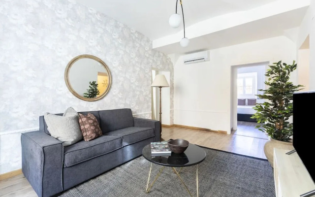 Sonder at Colosseum Cloisters