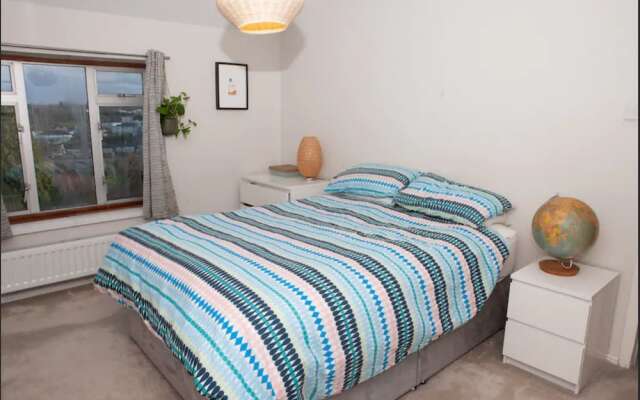 Cosy 2 Bedroom House in South Bristol
