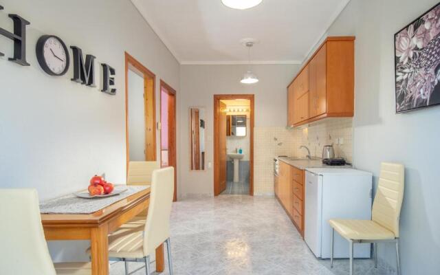family house nikos 2
