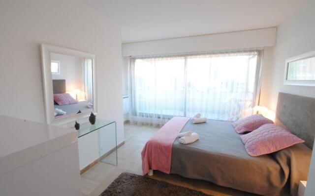 Résidence Gray d'Albion 2P LIU5376