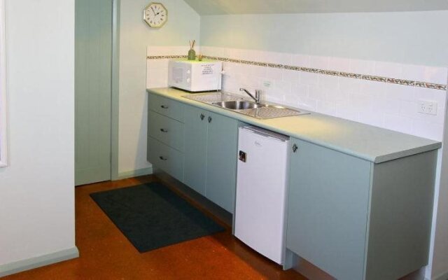 Salamander Bay Bed and Breakfast