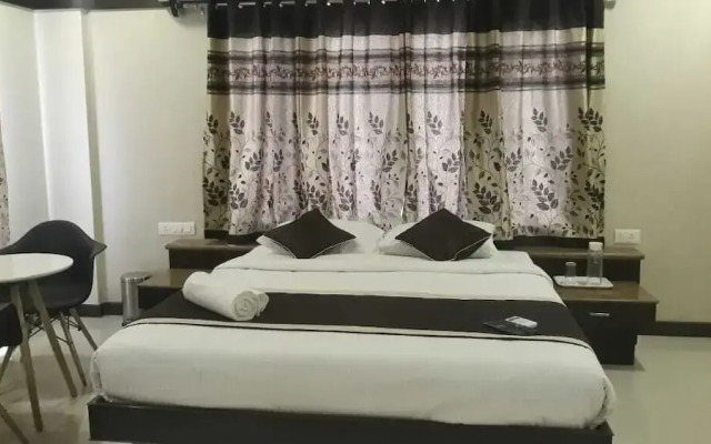 Green Valley Suites