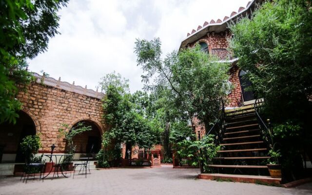 OYO 16799 Shikargarh Palace Resorts