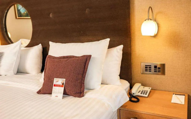 WOW Airport Hotel