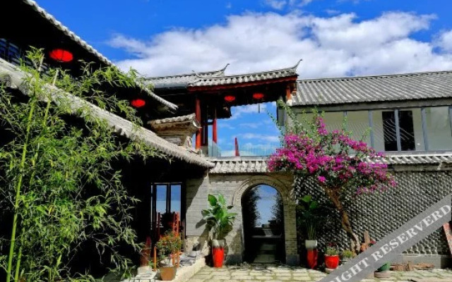 Qilu Sea-view Courtyard Hotel