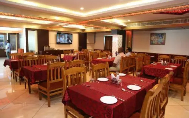 Hotel Skml Grand