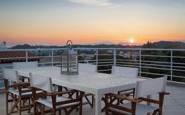 Vouliagmeni Exclusive Residence