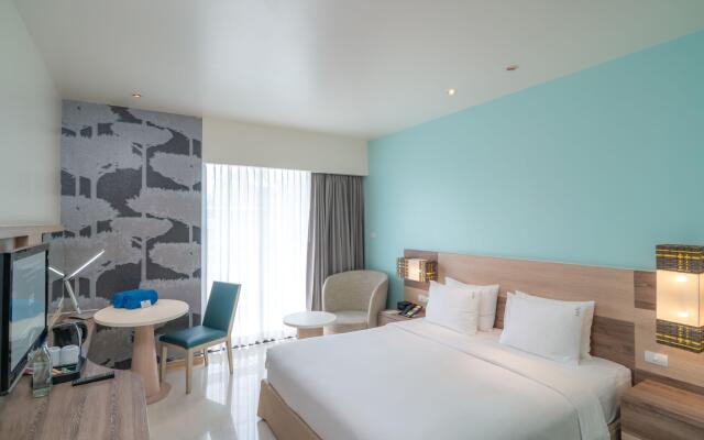 Holiday Inn Express Phuket Patong Beach Central, an IHG Hotel