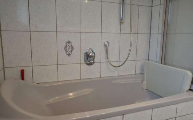 Holiday Flat in Wuppertal With its own Pool