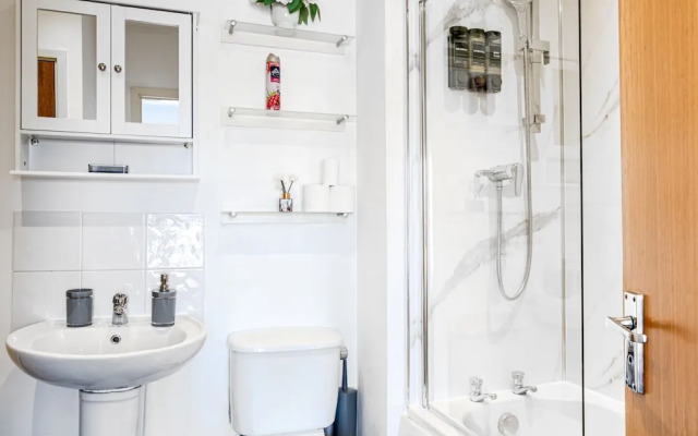 Apartmentsleeps6-parking-familyfriendly-citystay