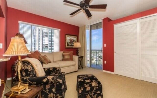 Seagate C 1004 - 2 Br Condo