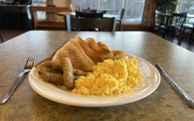 Lakeview Inns & Suites - Hinton