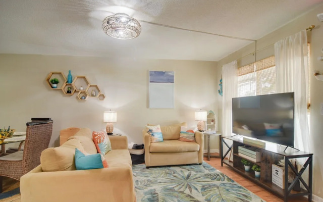 Largo Vacation Rental Home w/ Large Yard!