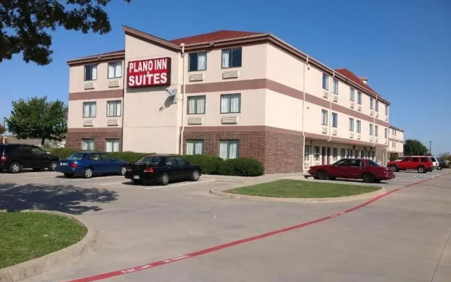 Plano Inn & Suites