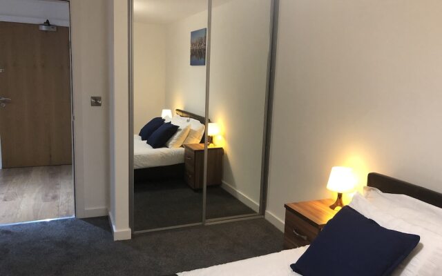 Snapos Luxury Serviced Apartments - Blonk Street