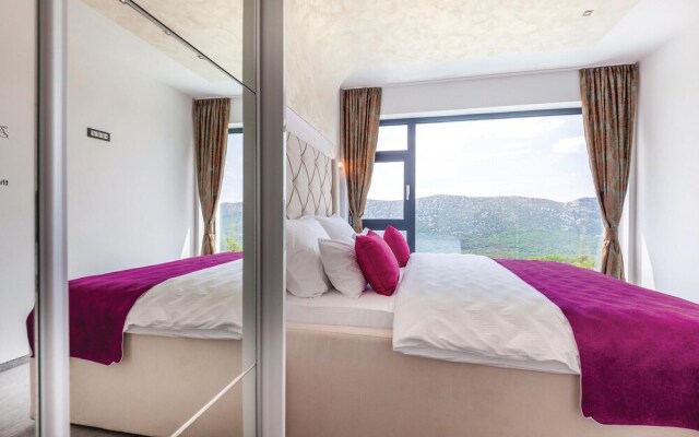 Stunning Home in Kostelj With Wifi and 4 Bedrooms