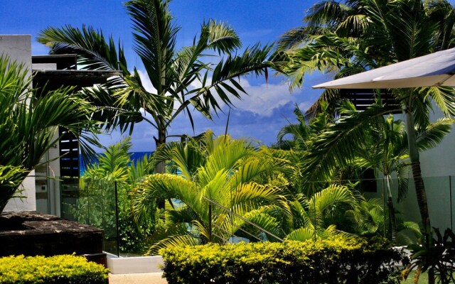 Plage Bleue Beachfront Apartments