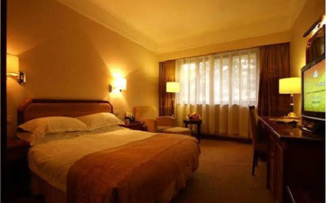 Shungeng Hillview Hotel