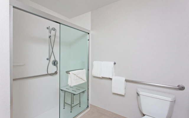 Holiday Inn Express Mira Mesa-San Diego by IHG