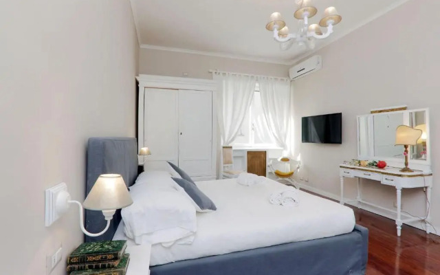 White Apartment San Pietro