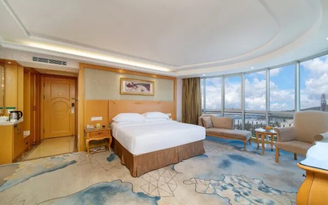 Vienna Hotel Dameisha Branch