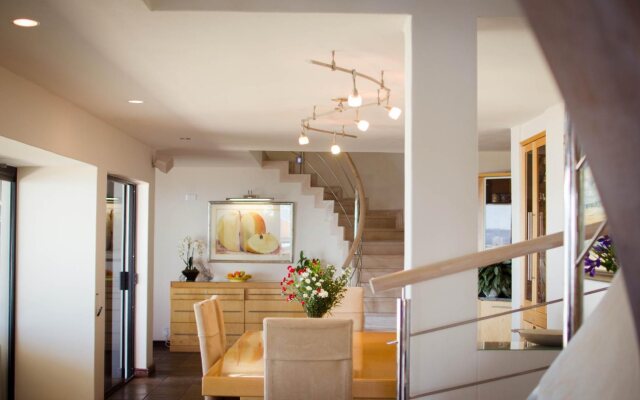 185 on Beach Boutique Suites and Apartments