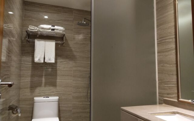 Insail Hotels (Gongbei Port Zhuhai)