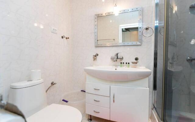 Wehost Apartment with Ethnic Design