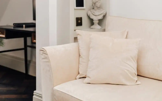 The Emerald - Central Henley 2 Bedroom House
