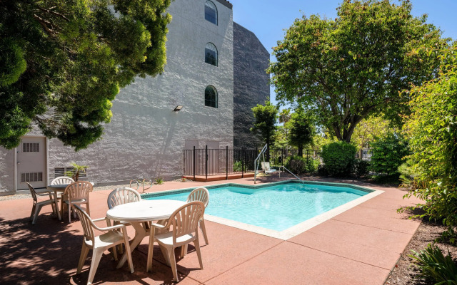 Wyndham Garden Newark/Fremont Silicon Valley