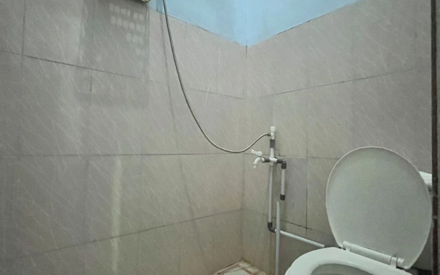OYO 94579 Sm Raja Guest House