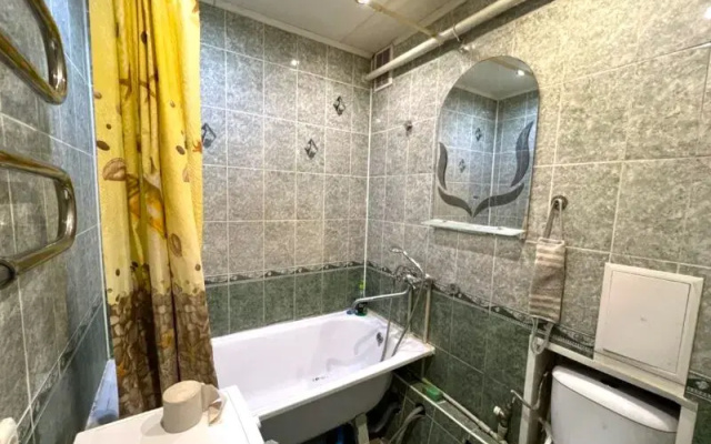 Апартаменты Суточно на улице Шершнева, д. 5