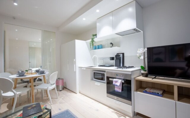 Stylish Luxurious Convenience At South Yarra Melbourne