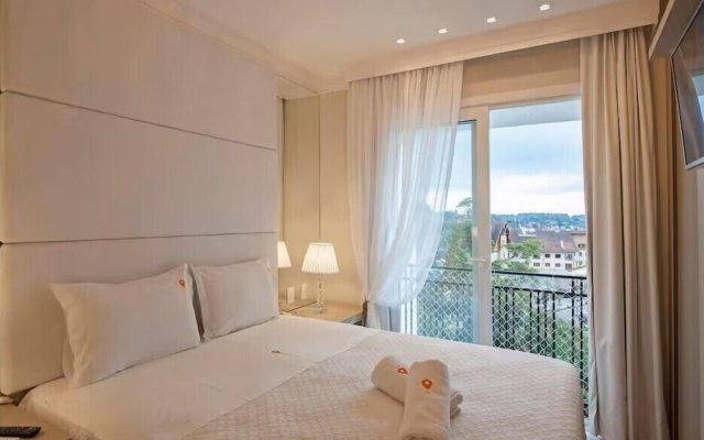 Stay Home Luxo Gramado | 1min Rua Coberta | Ar Cond | Premium