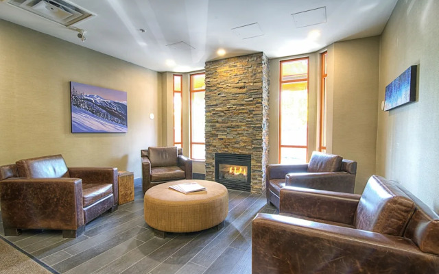Whistler Town Plaza