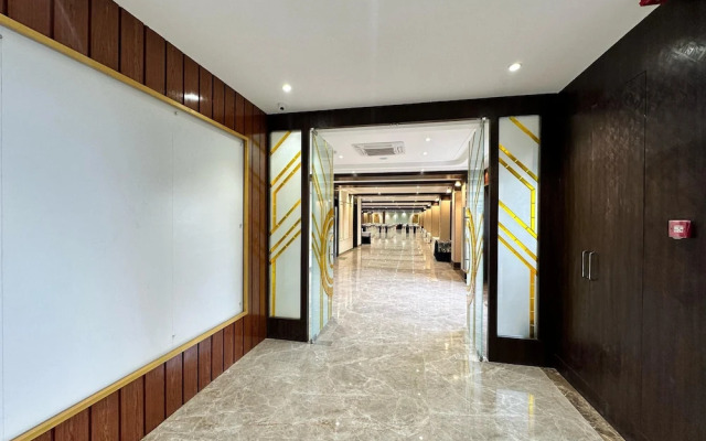 Monday Hotels Amalapuram Heights