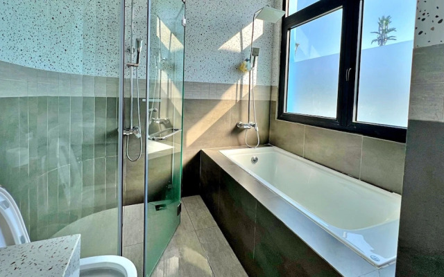 S79 Sofia Grand World