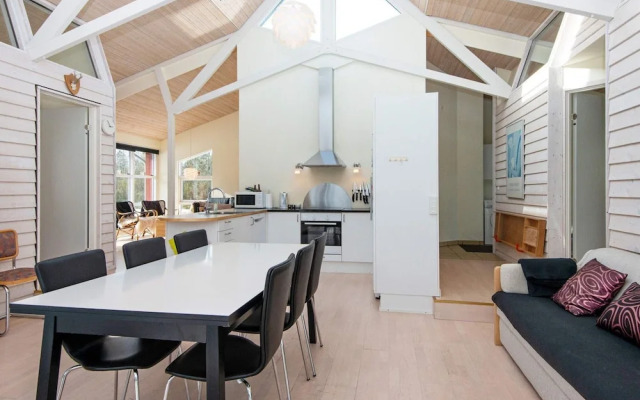6 Person Holiday Home in Vemb-by Traum