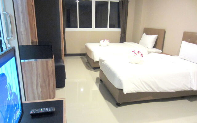 Life Grand Hotel