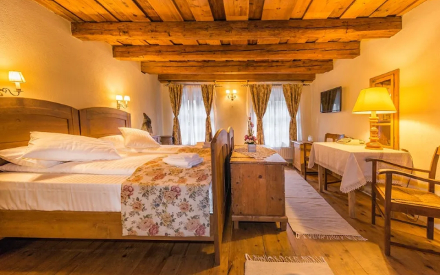 Casa Savri