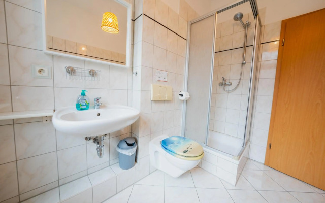 08 MAC FLATS Magdeburg - Netflix, Wi-Fi, 5 Pax