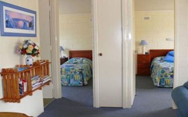 Sandpiper Holiday Units