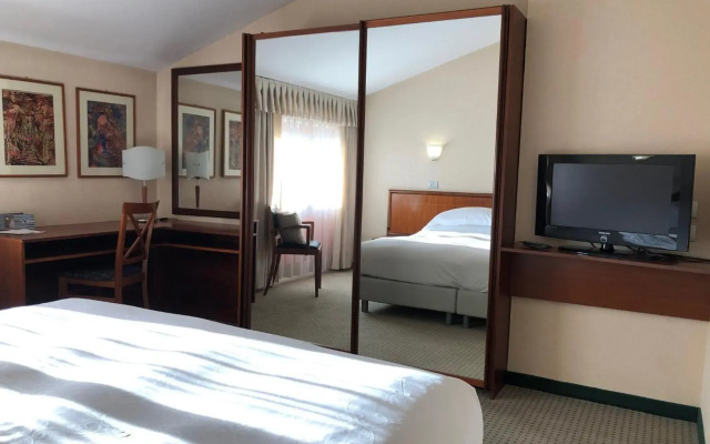 Arli Hotel Business and Wellness