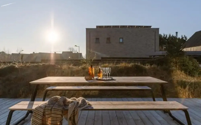 Stylish Holiday Home Close to the Beach