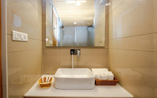 Anand Vardhan Resorts