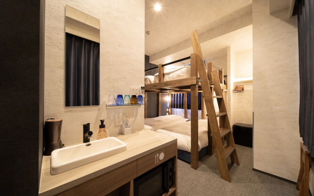 WELLSTAY Namba