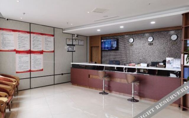 Zhuoyue Business Hotel (Hengshuihu Branch)