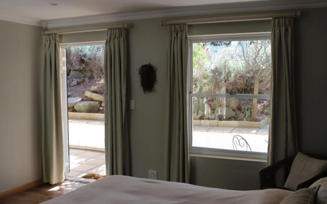 Explorer Guest House